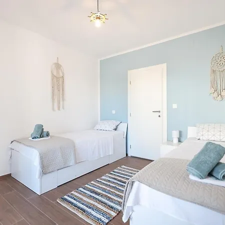 With Parking Space - Diklo, - 23042